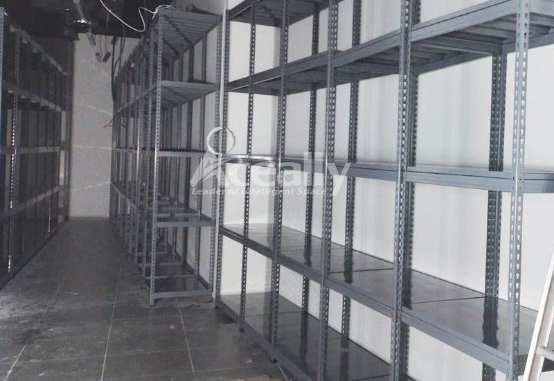 Boltless Rivet Shelving