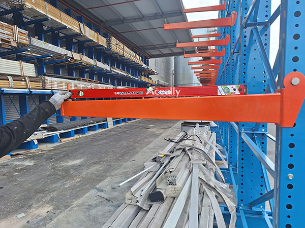 Single Sided Cantilever Pipe Heavy Duty Racks