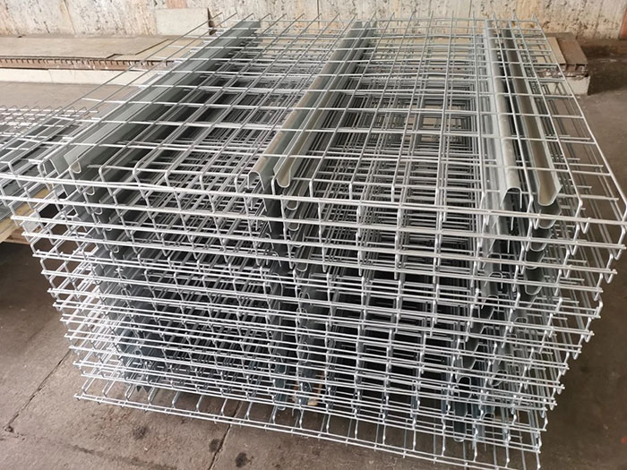 wire mesh decking