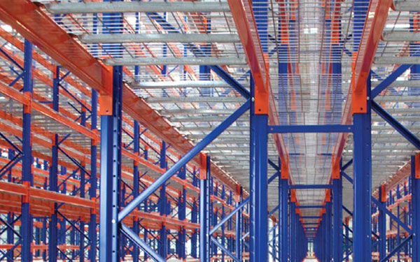 The role of heavy duty shelves