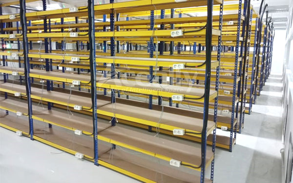 Boltless rivet shelving to our Philippine client